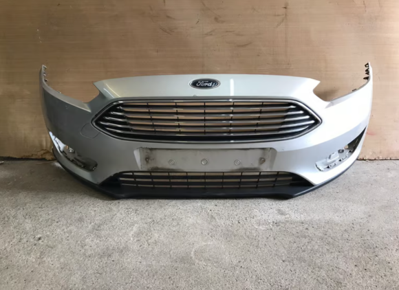 Ford Focus 2014 / 2015 / 2016 / 2017 / 2018 front bumper + grille